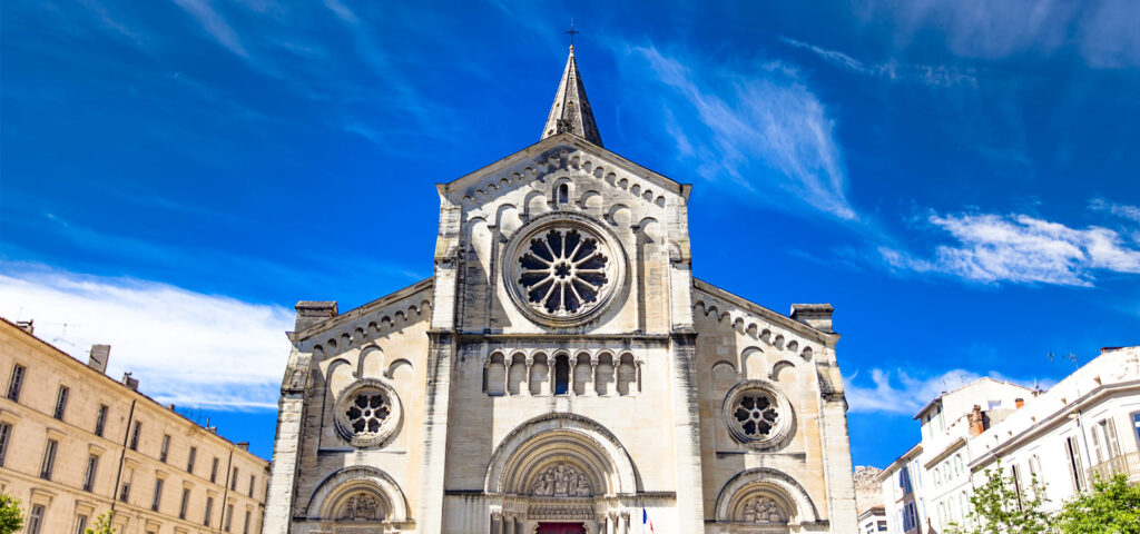 nimes cathedrale