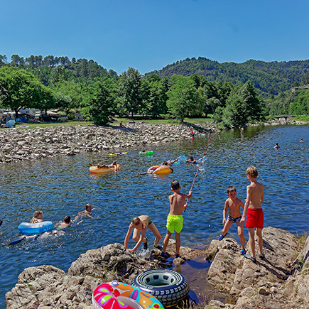 camping bord de riviere